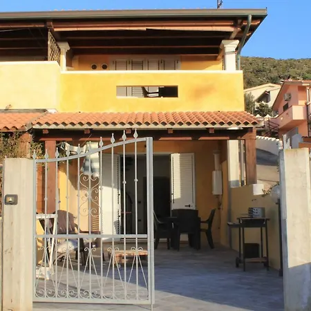 La Casa Di Angelo * Tresnuraghes